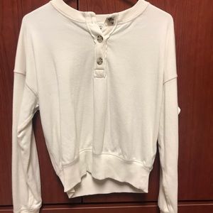 American Eagle cropped pullover
